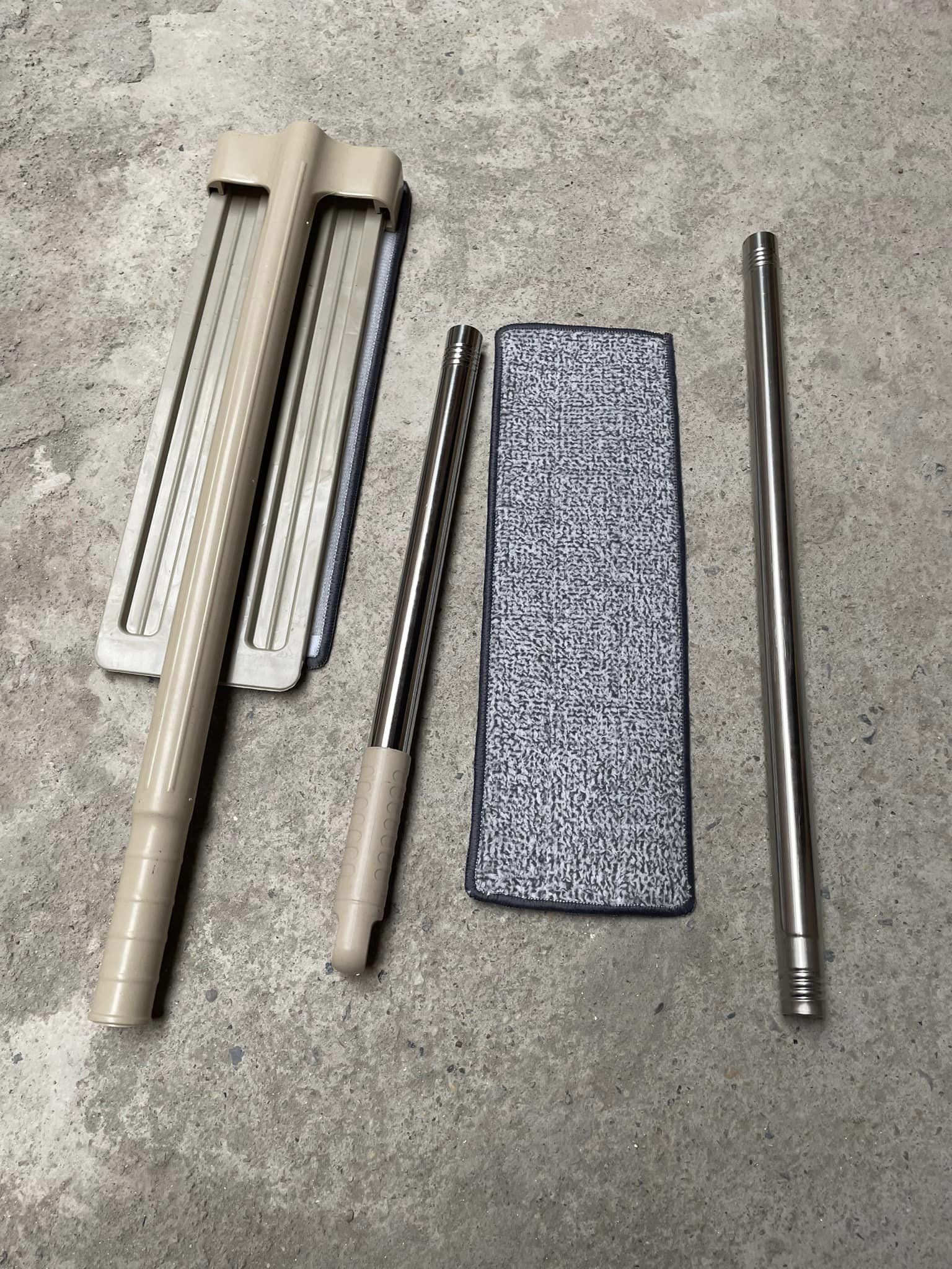 Cây lau nhà thông minh tặng kèm 1 bông lau