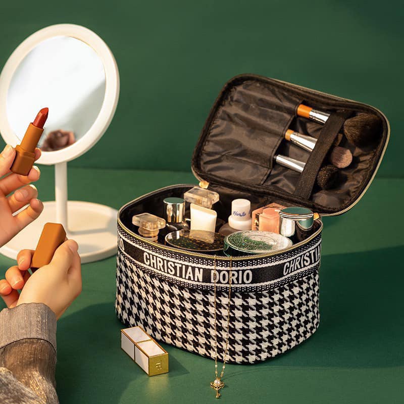 TÚI ĐỰNG MỸ PHẨM DIOR SIÊU SANG XỊN
