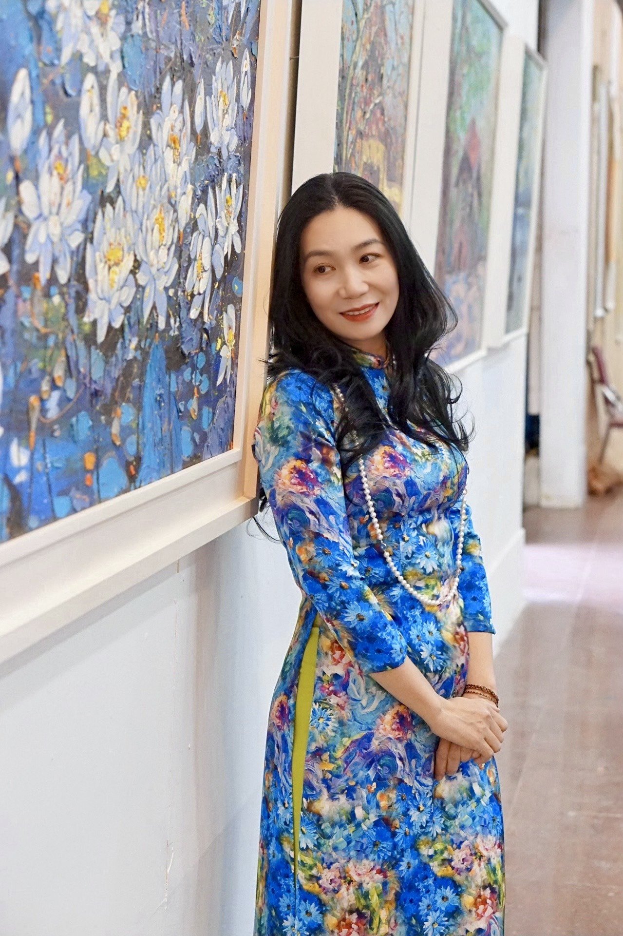 ÁO DÀI XANH VẼ HOA SEN 4 TÀ XRIN XL