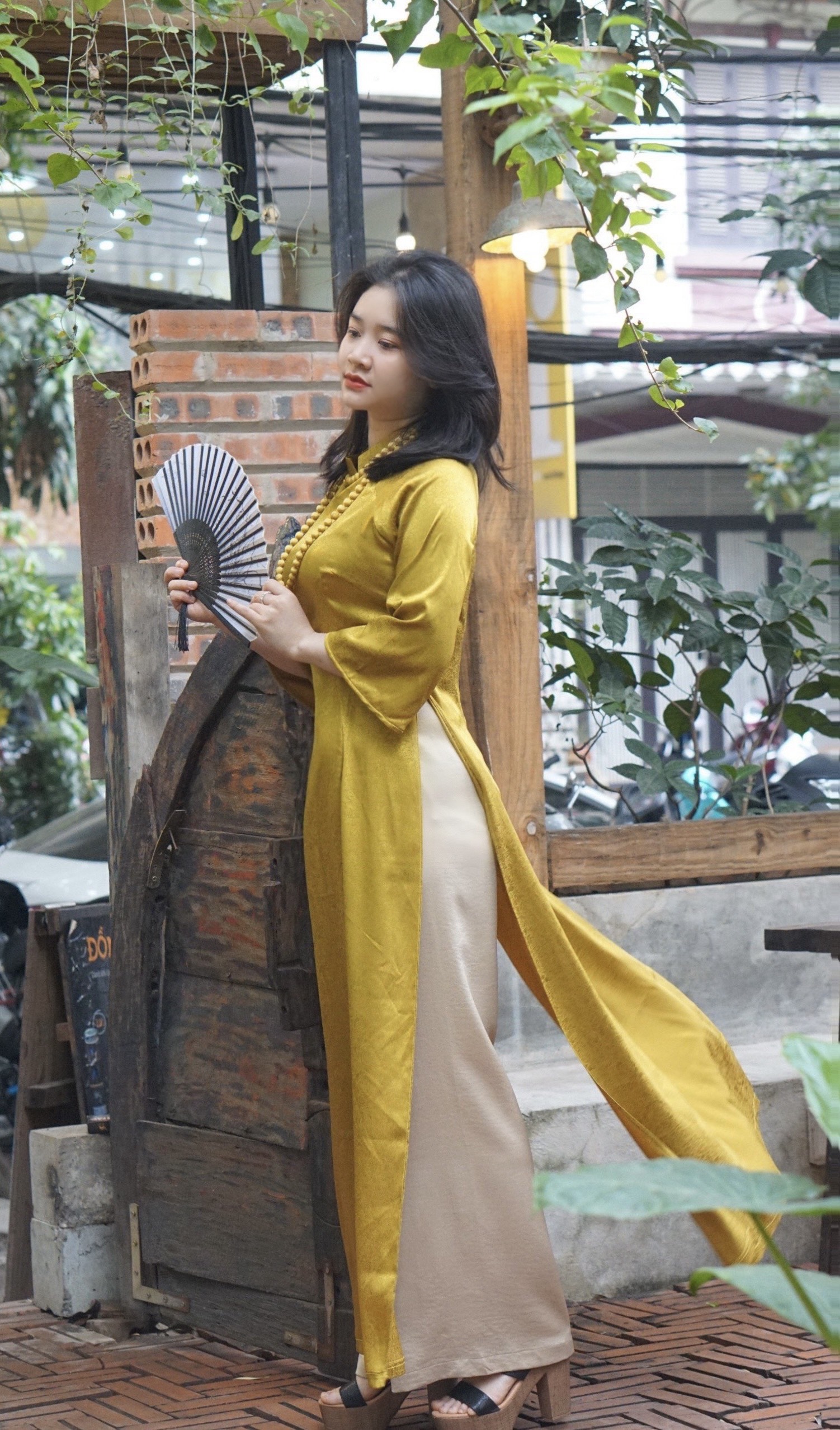 ÁO DÀI XÀ CỪ VÀNG NHẠT L