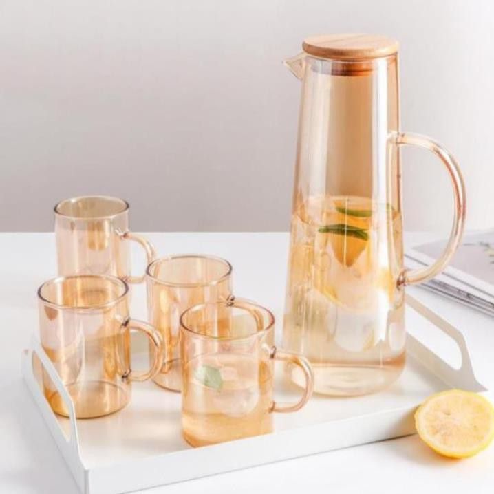 Bình Nước Thủy Tinh 1500ml Nắp Gỗ Màu Hổ Phách Trong Suốt Sang Trọng